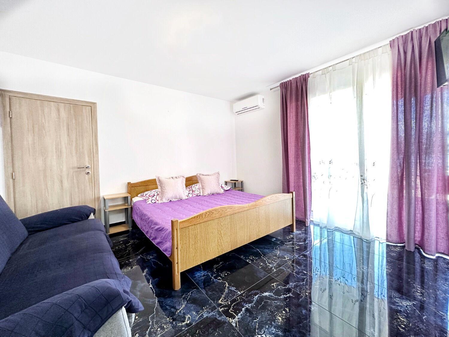 Apartments Vini Трогір Екстер'єр фото