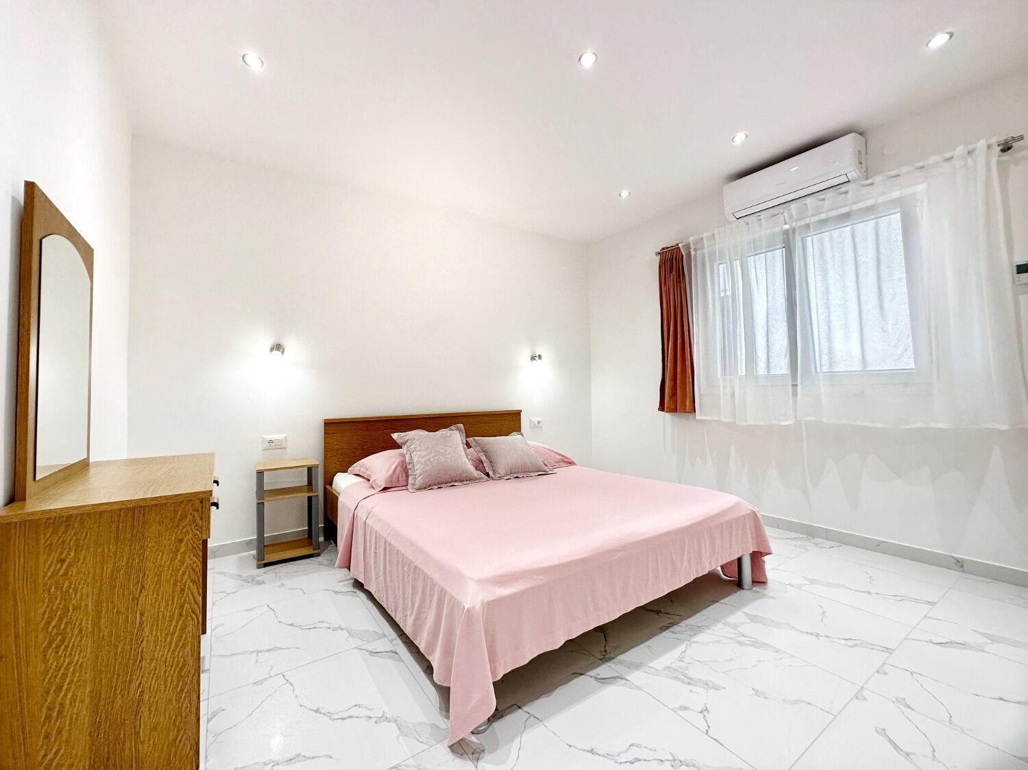 Apartments Vini Трогір Екстер'єр фото
